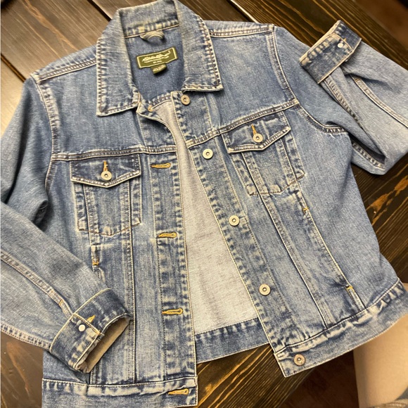 We all need that Jean jacket that goes with everything right? - Picture 1 of 3